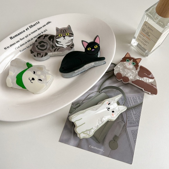 Accessories - BUY NOW - Acrylic Cat Shaped Hair Clip